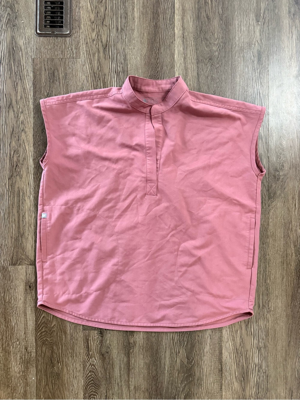 FIGS Rafaela oversized scrub top